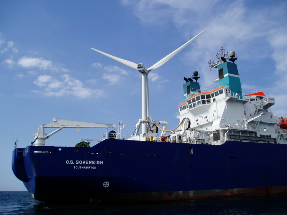 Vessel sovereign at wind farm