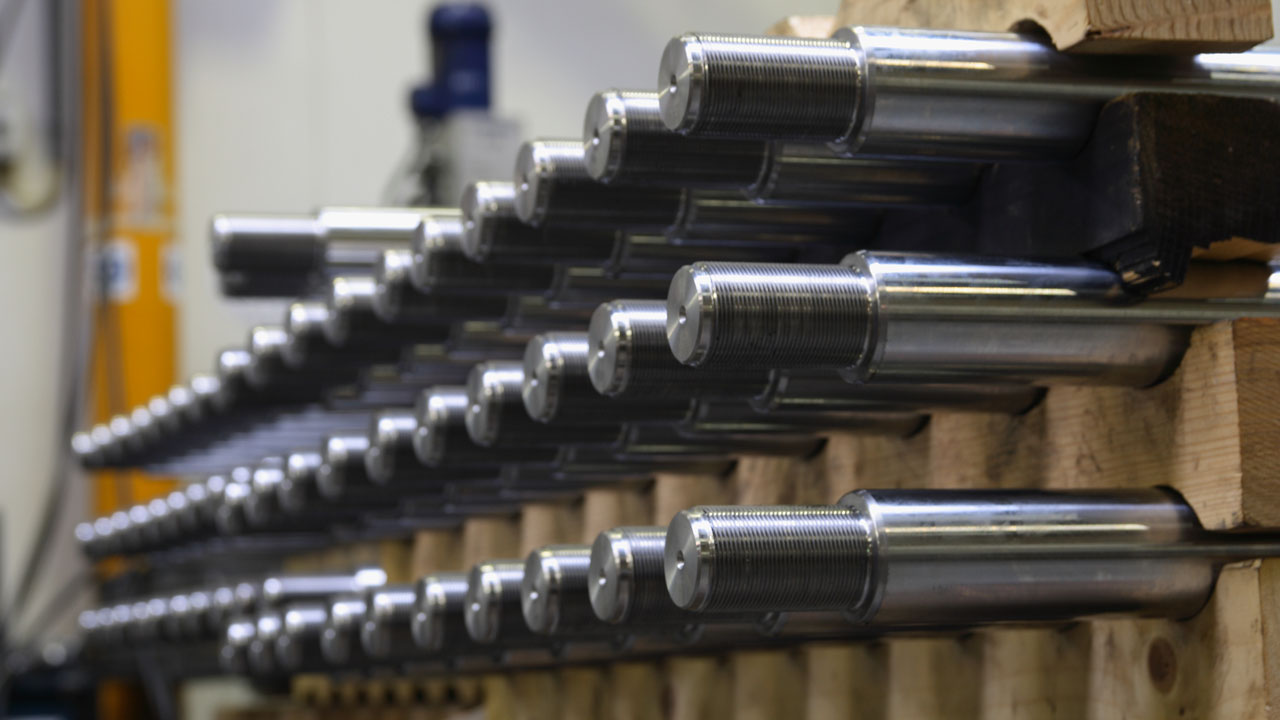 IHC Machining cilinders