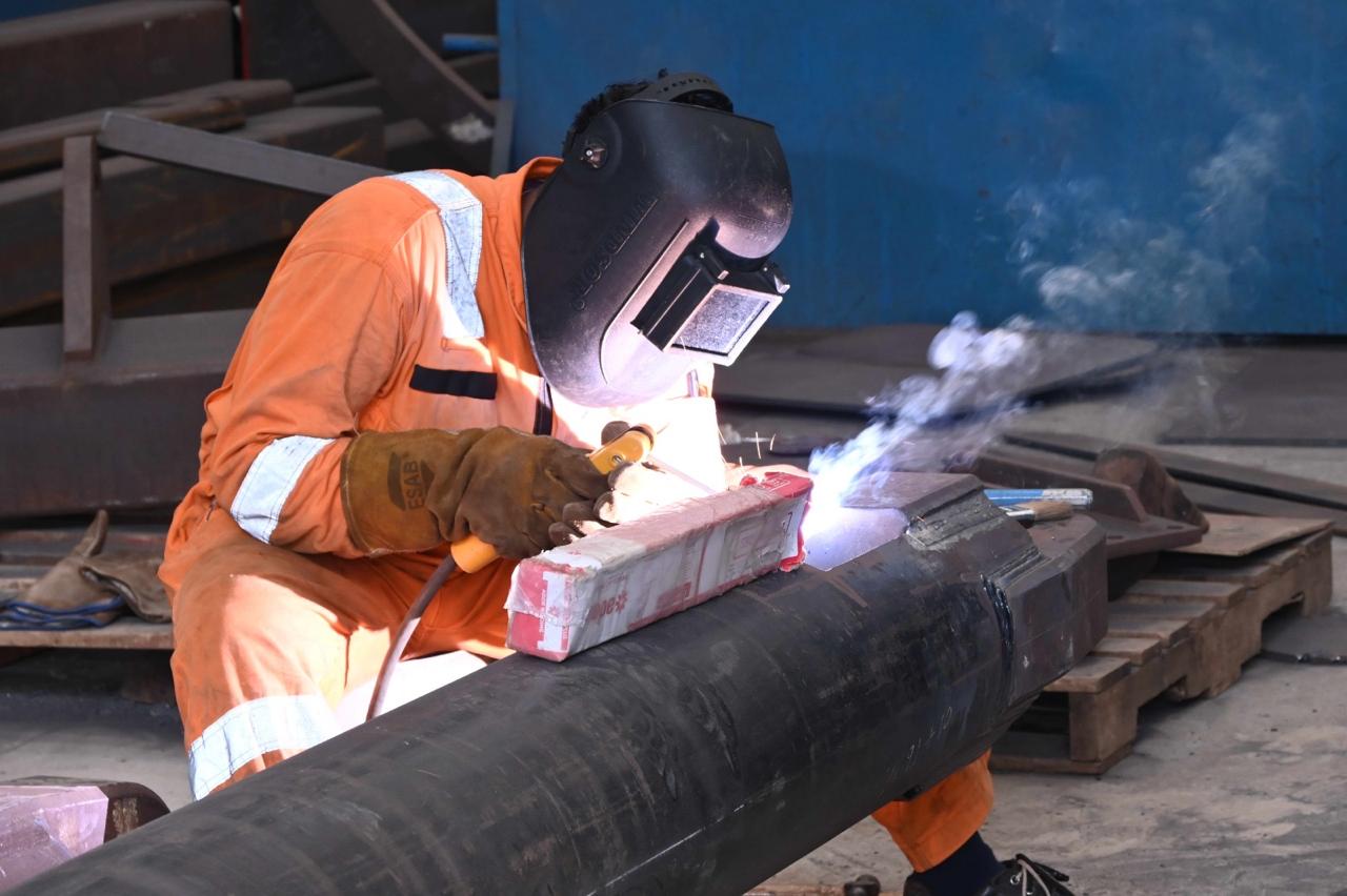 Royal IHC colleague India welding
