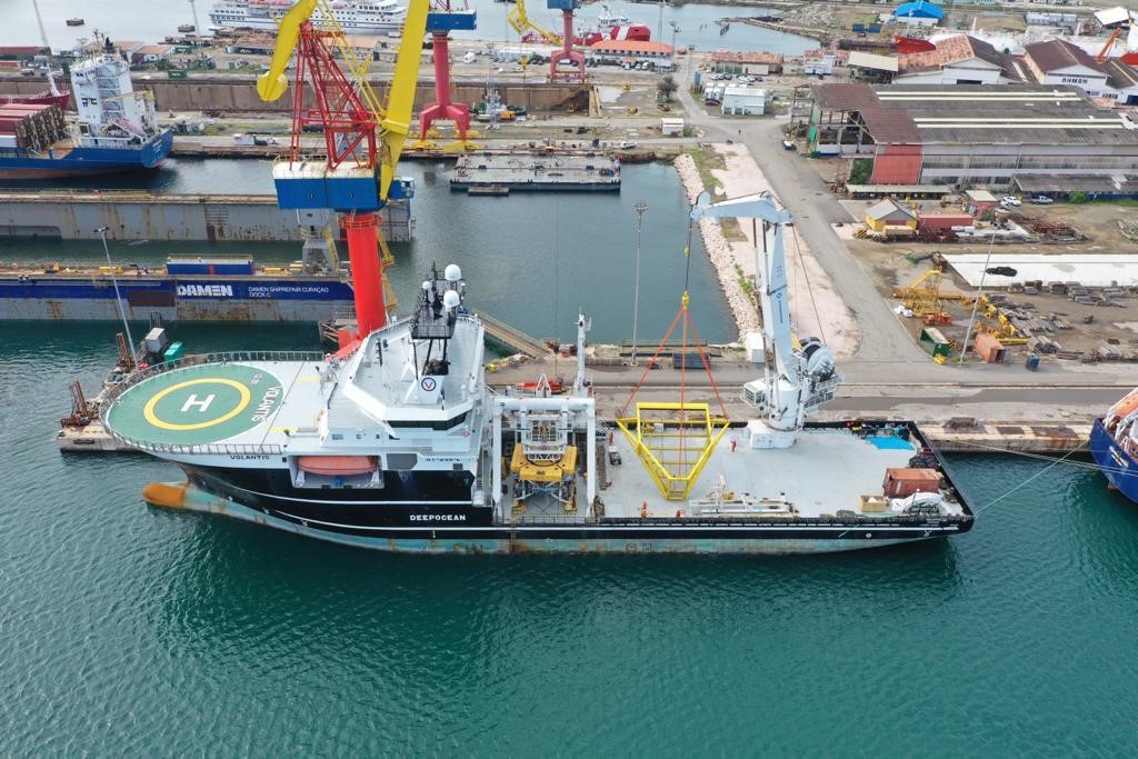 IHC Defence supported MCA in recovery of NH90 helicopter Vessel equipped with tools for recovery of the crashed NH90 helicopter of the Royal Dutch Navy