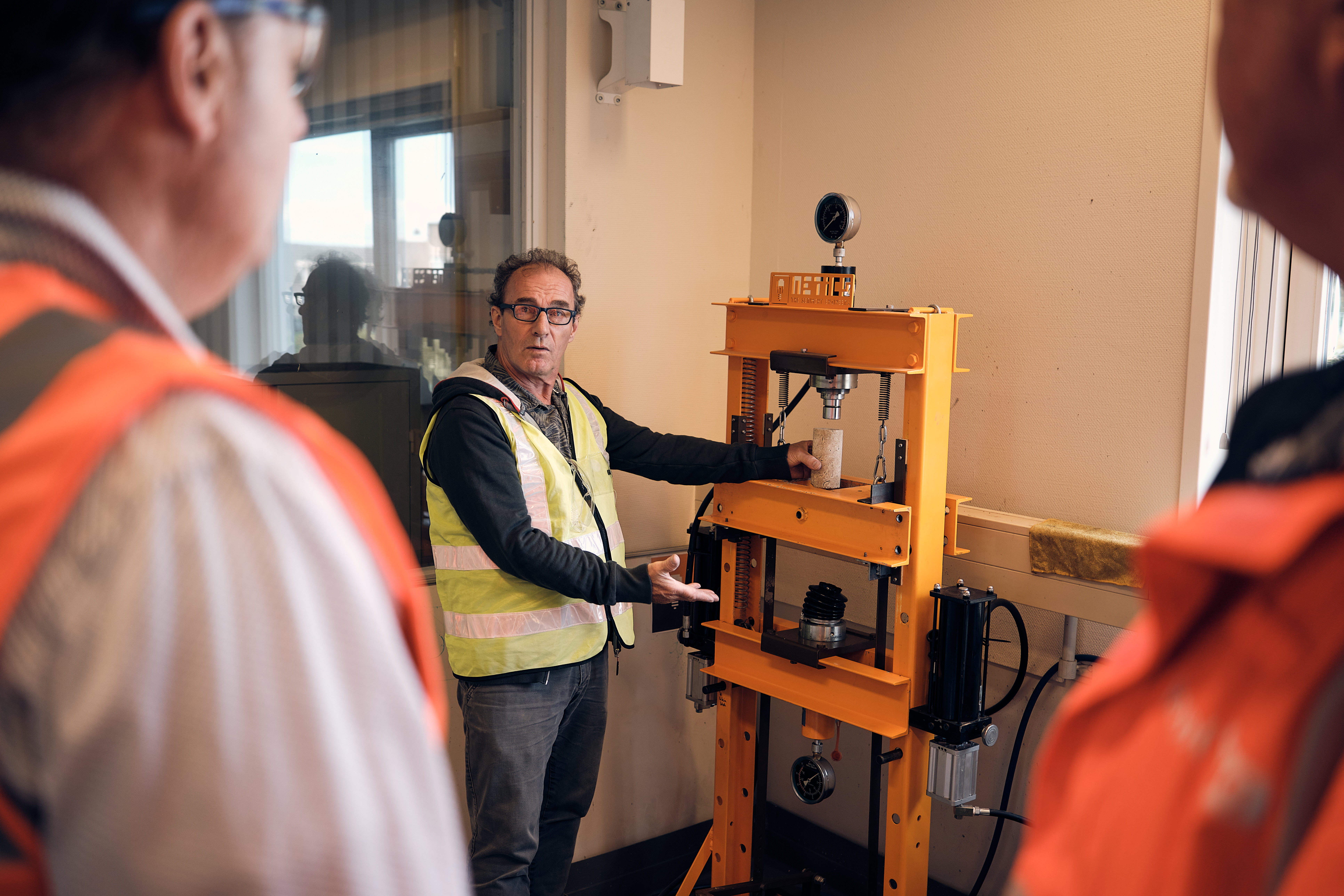 Theory dredge training