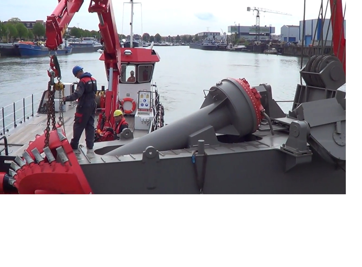 Delta Multi Craft workboat in action
