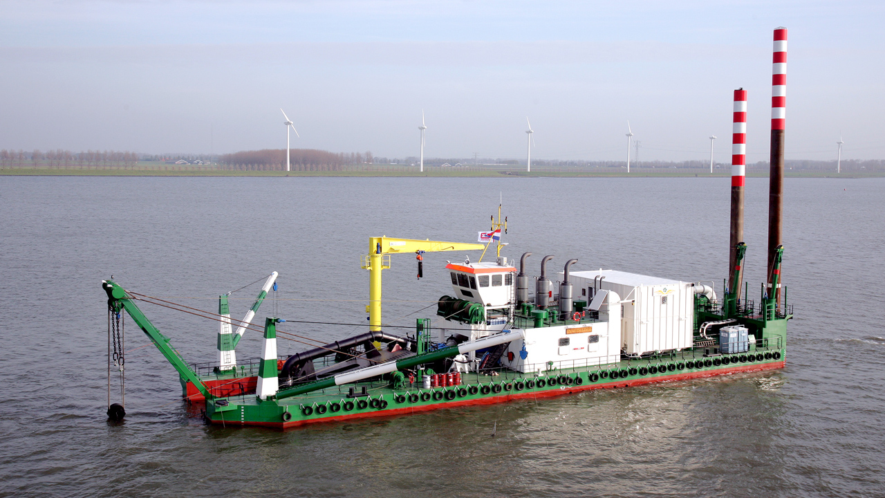 Royal IHC 7525 large standard cutter suction dredger