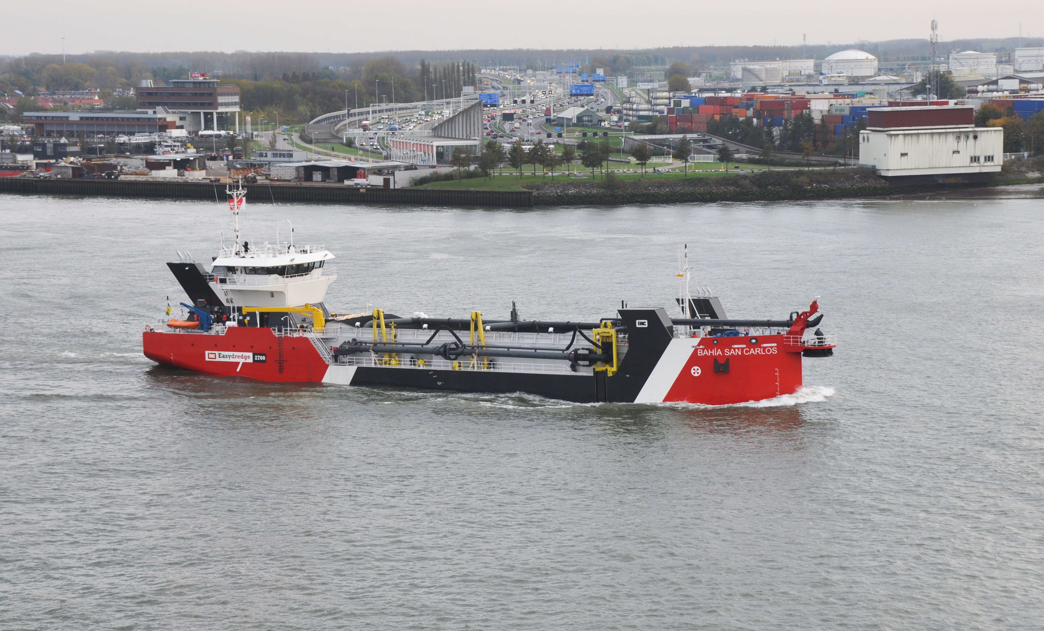 Easydredge trailing suction hopper dredger