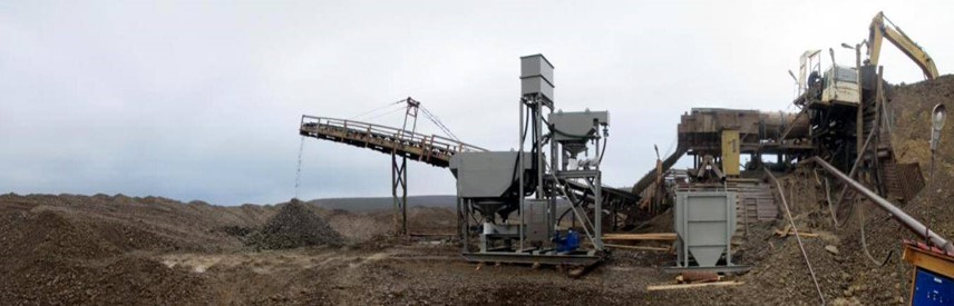 An IHC Mining  jig plant in an gold operation. This plant is based on two jig stages to allow both a high recovery as well as high ratio of concentration.