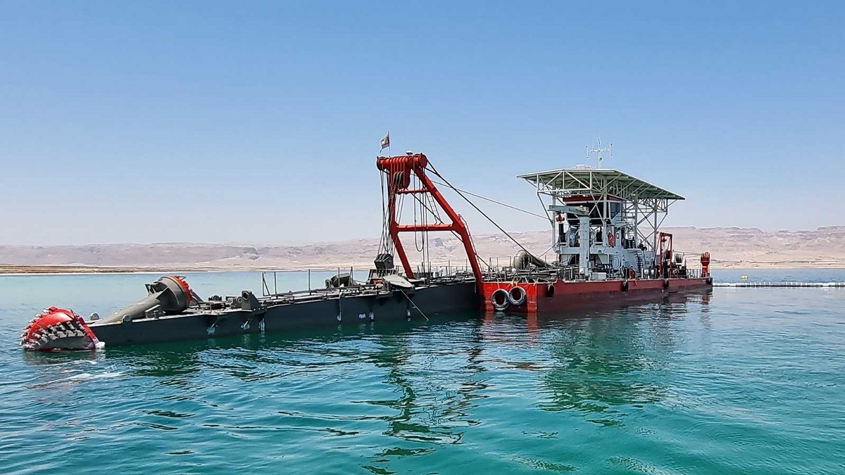 Cutter Suction Dredger AL KAMARAH Custom built vessel APC Al Kamarah