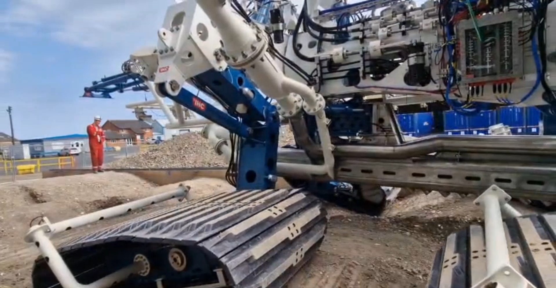 Snapshot of roll-test video