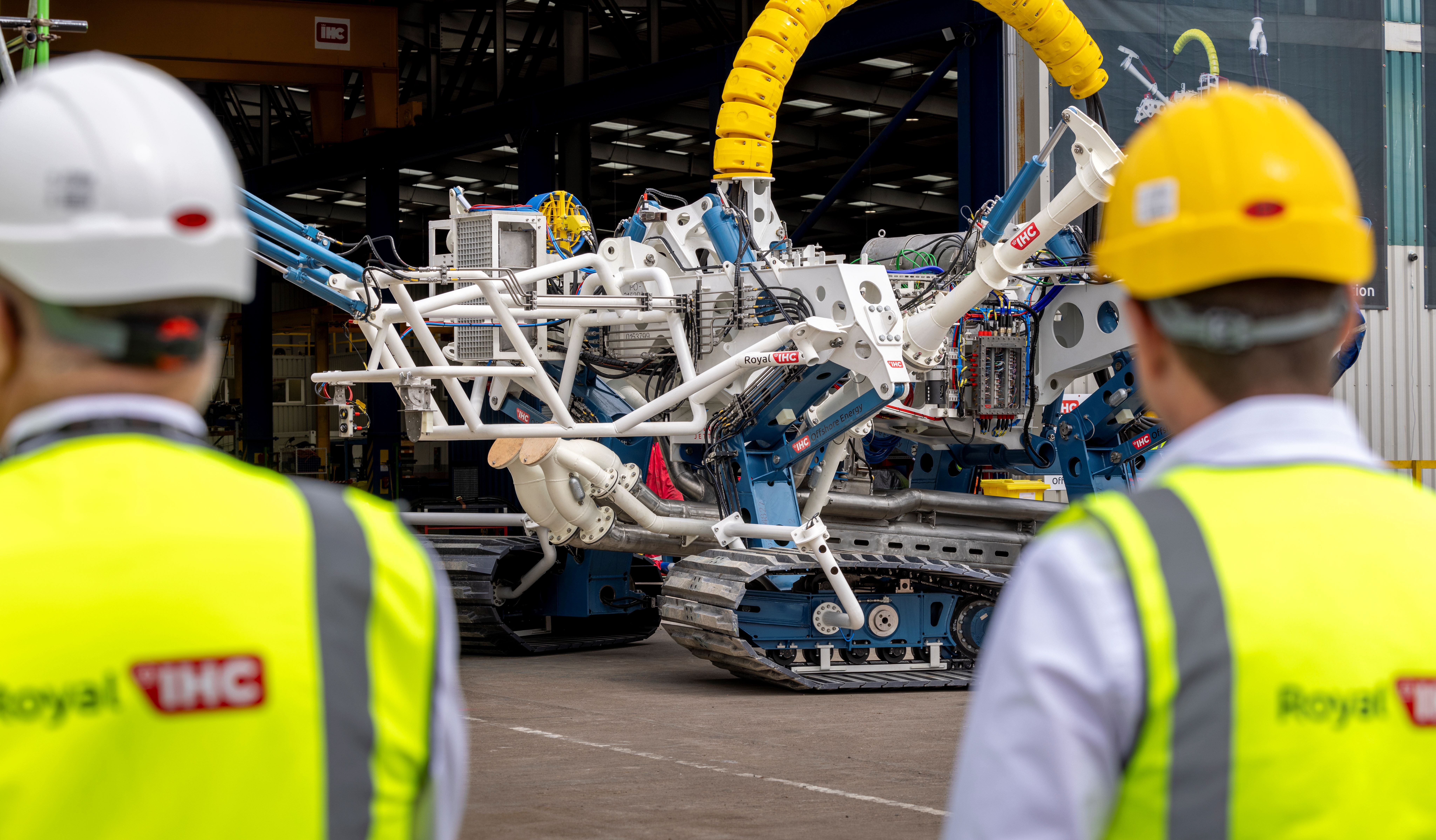 Amphibious Hi-Traq Jetter moving outdoors