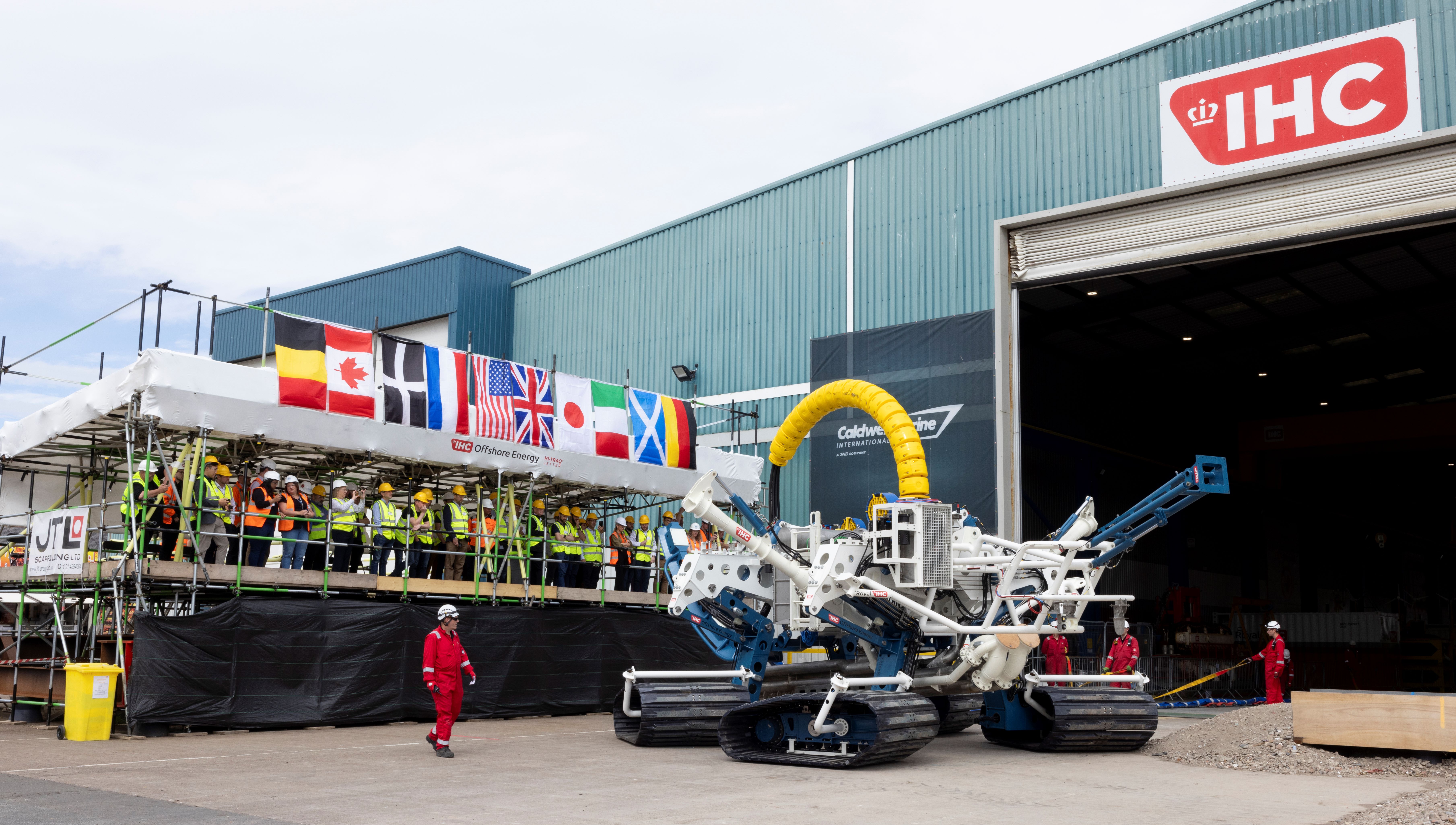 Amphibious Hi-Traq Jetter ready to take on the obstacle course