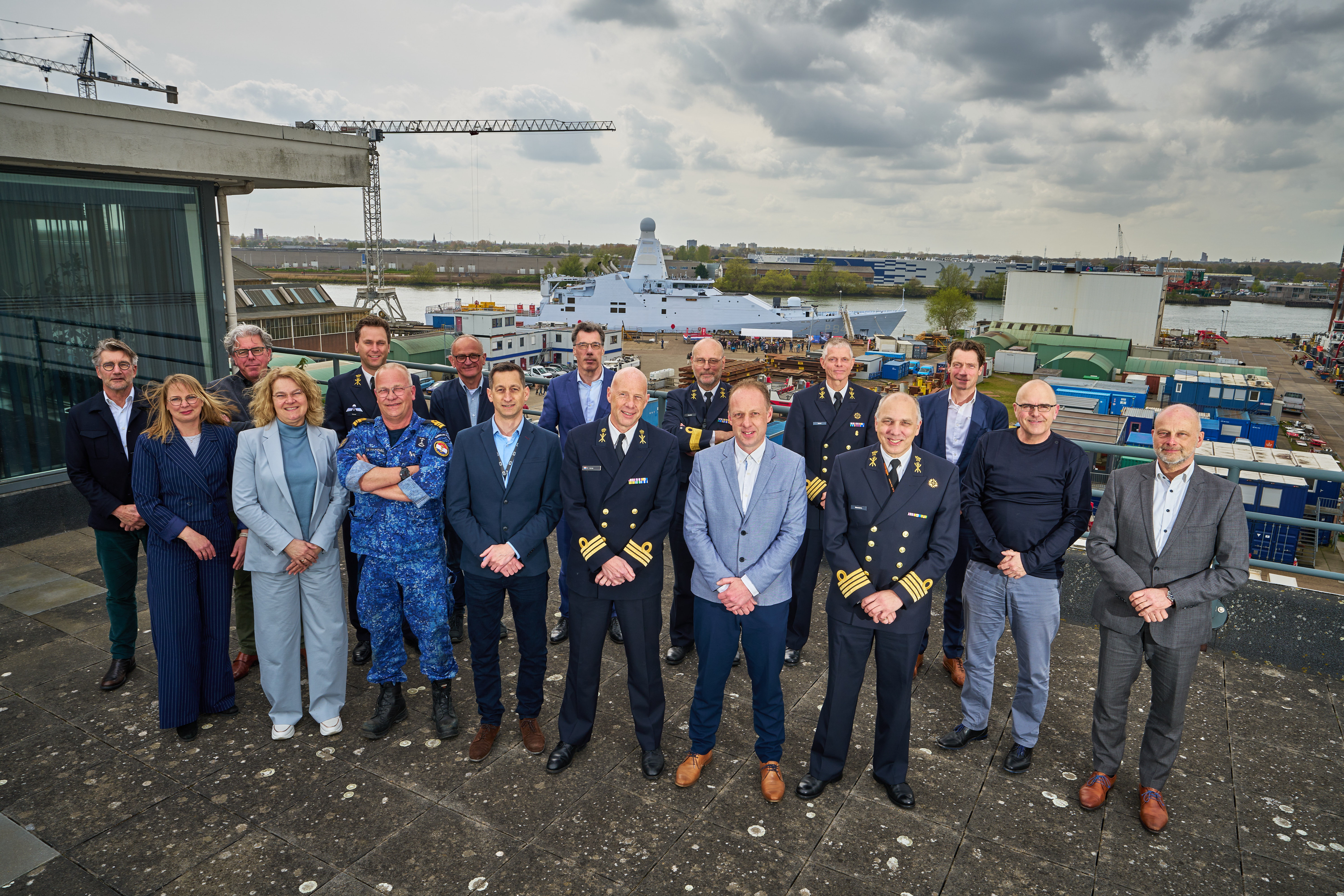 Collaboration on midlife update Zr.Ms. Holland