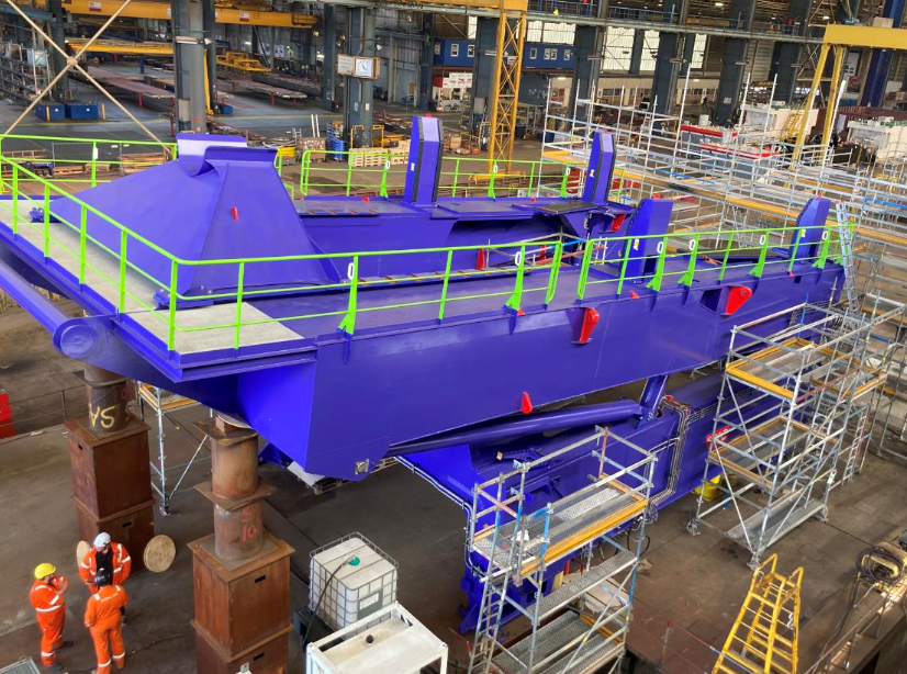 Assembly and testing of a PLET handling frame Kinderdijk
