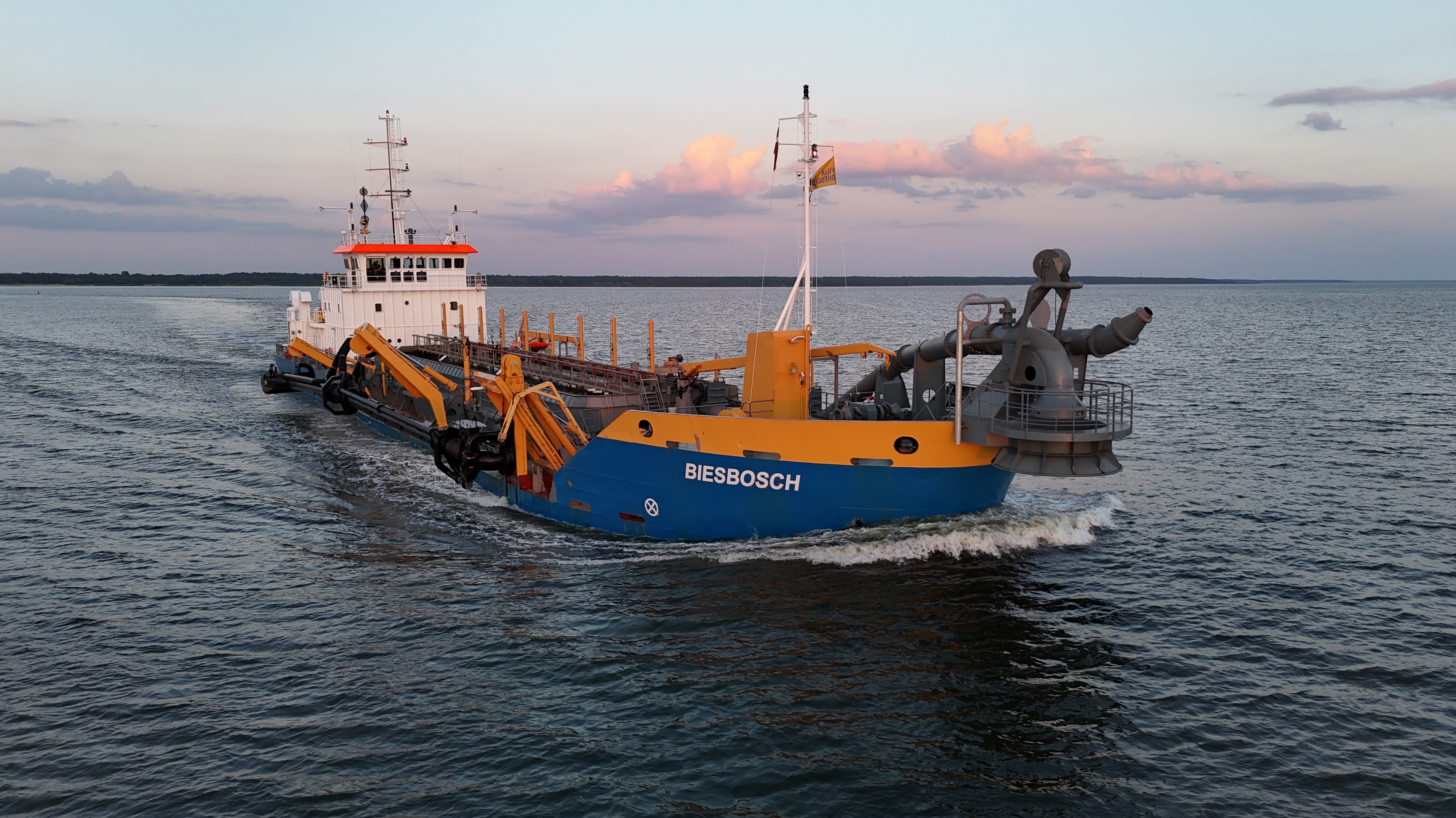 Trailing Suction Hopper Dredger (TSHD) Biesbosch 
