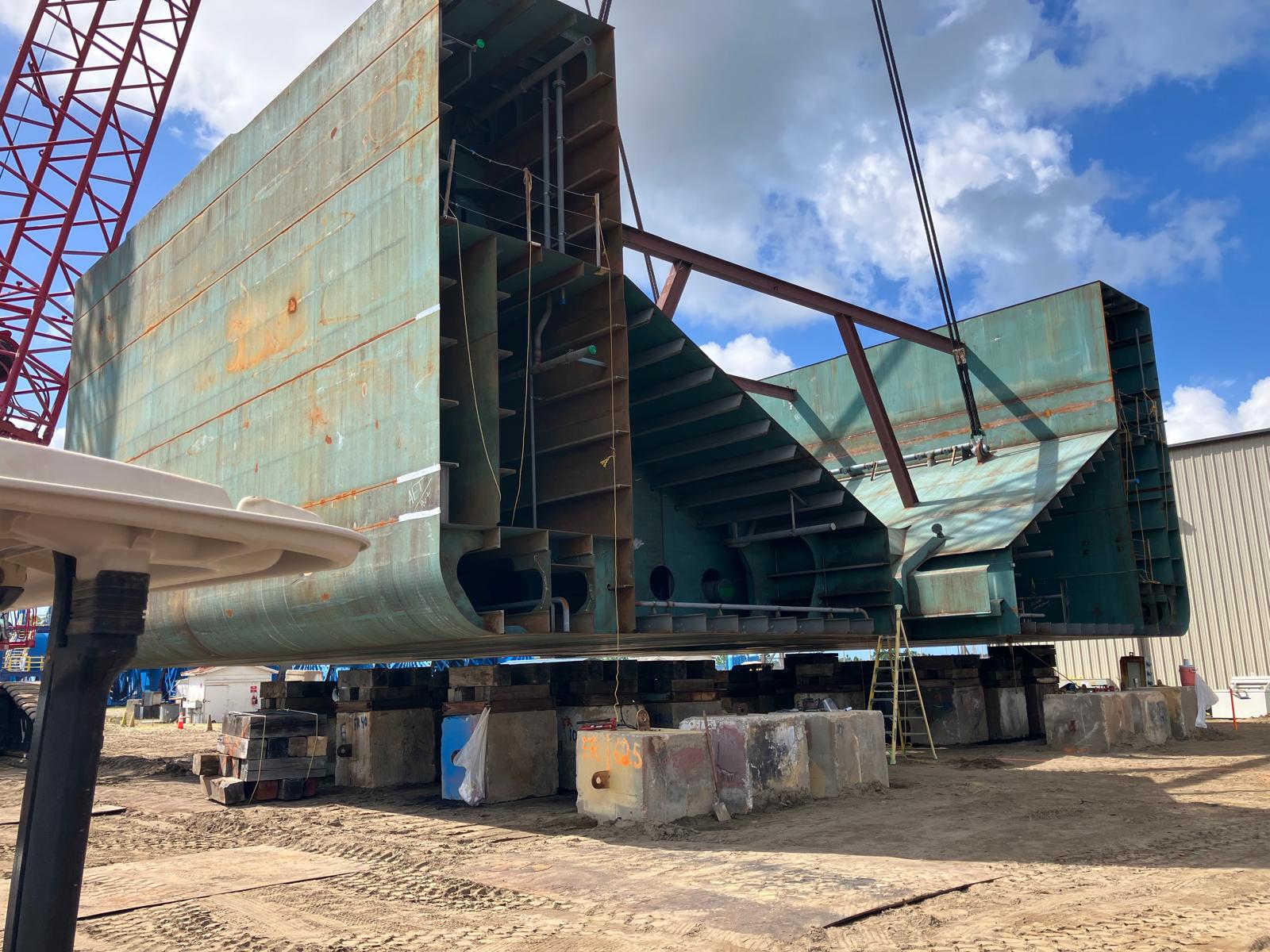 Vessel mid body (hopper)